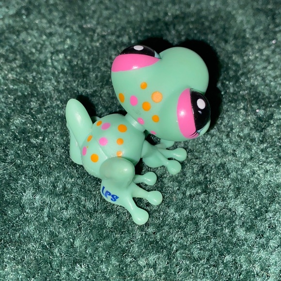 littlest pet shop frog #2357 - Picture 2 of 2